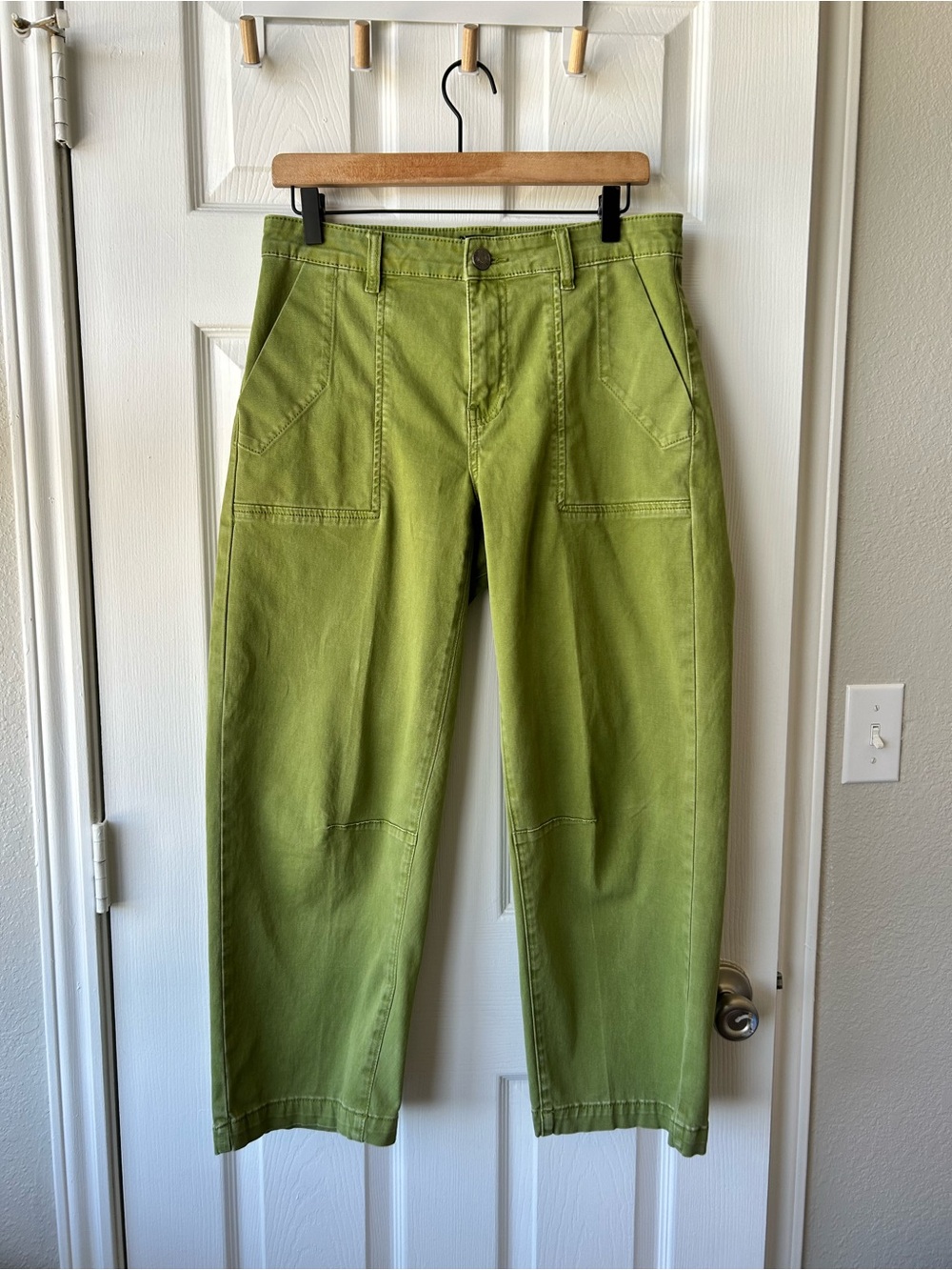 Kut from the Kloth High Rise Barrel Pant size 4 GUC